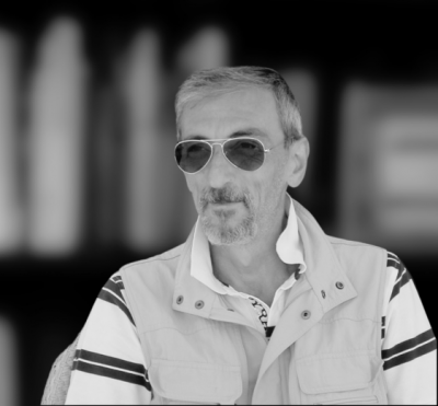 roberto-massari-recupero-foto-e-sfondo-600-x-800-px-1_crop.png